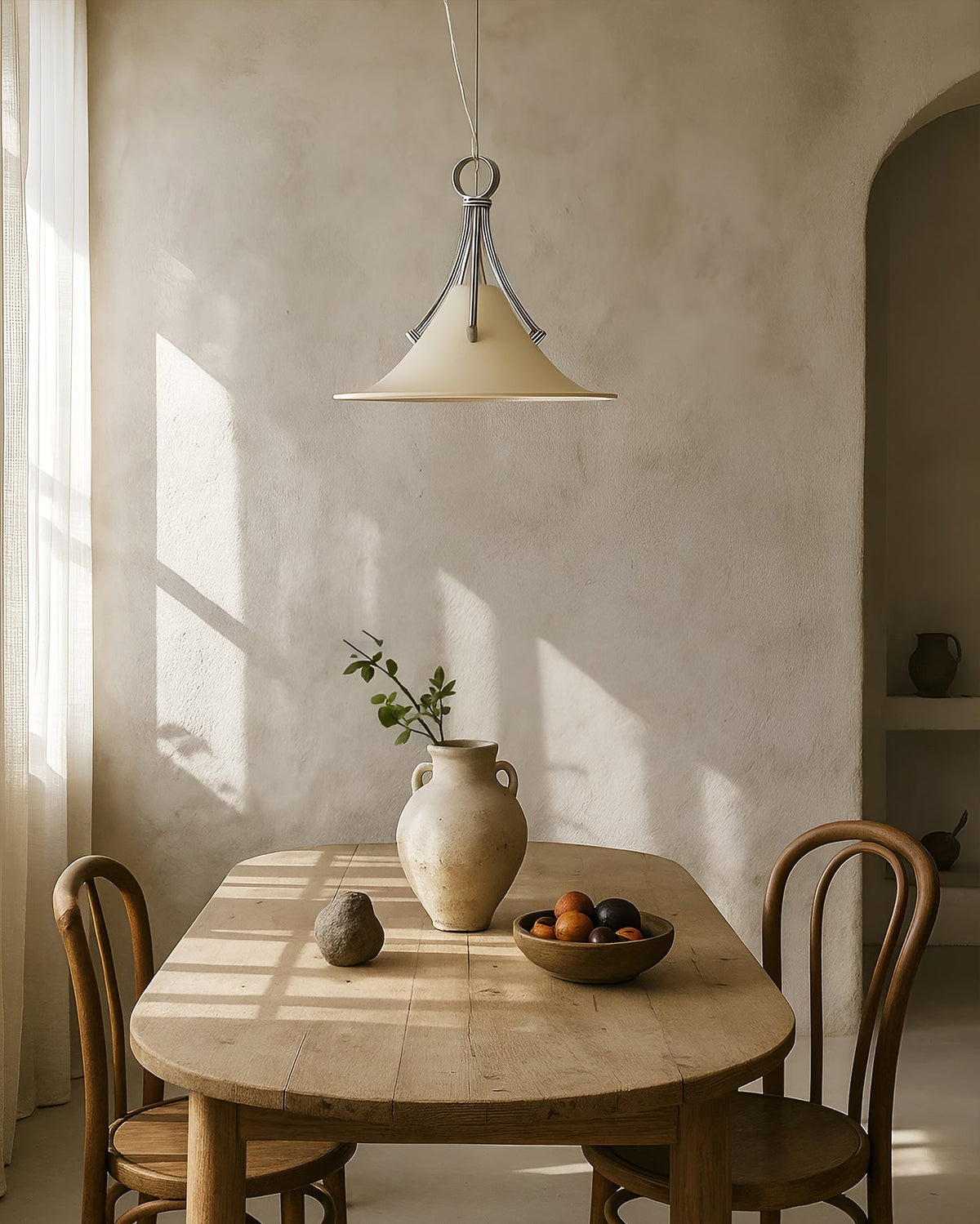 Viraorenne hanglamp van walnootkleur met chrome-afwerking