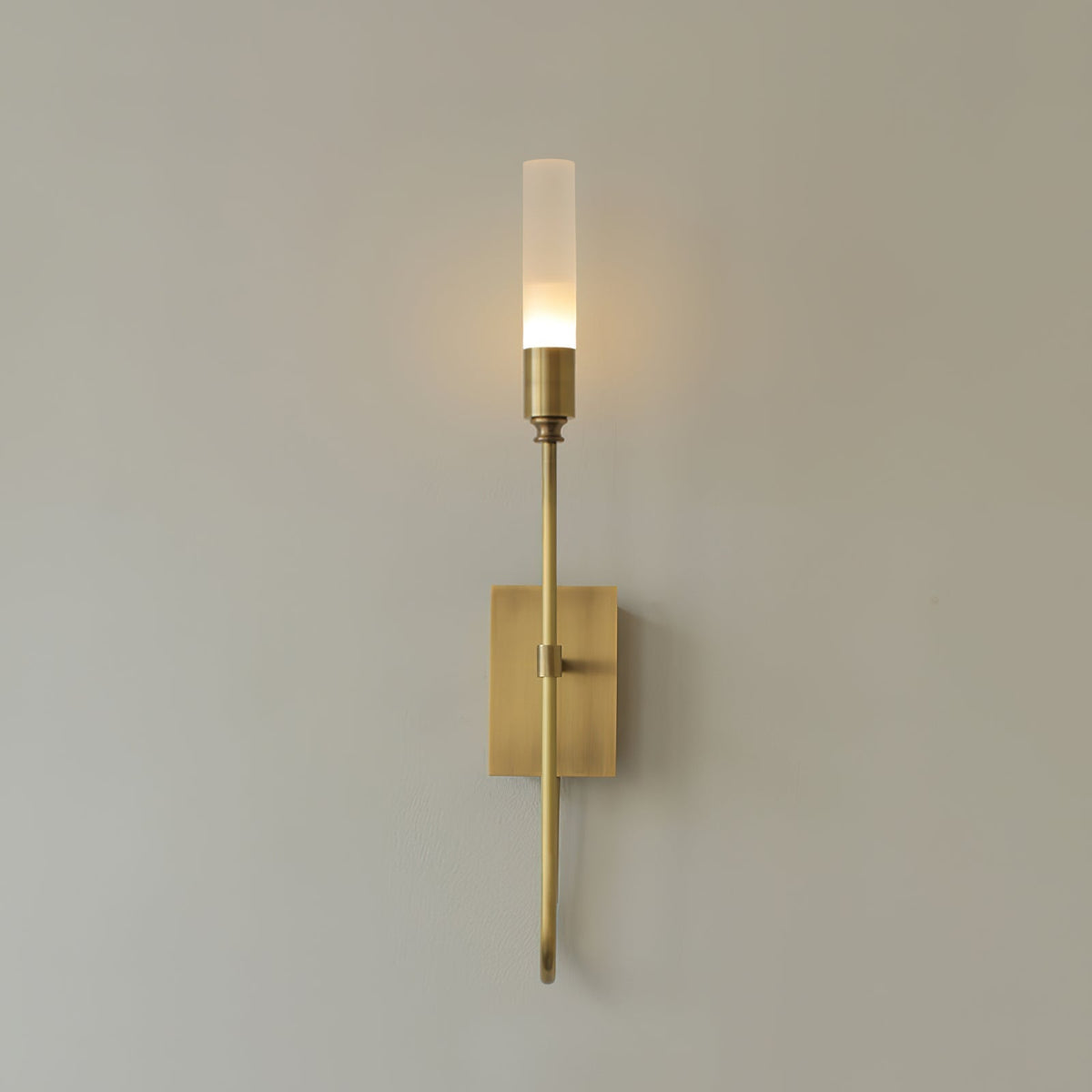 Yvori wandlamp met dubbele staaf minimalistisch
