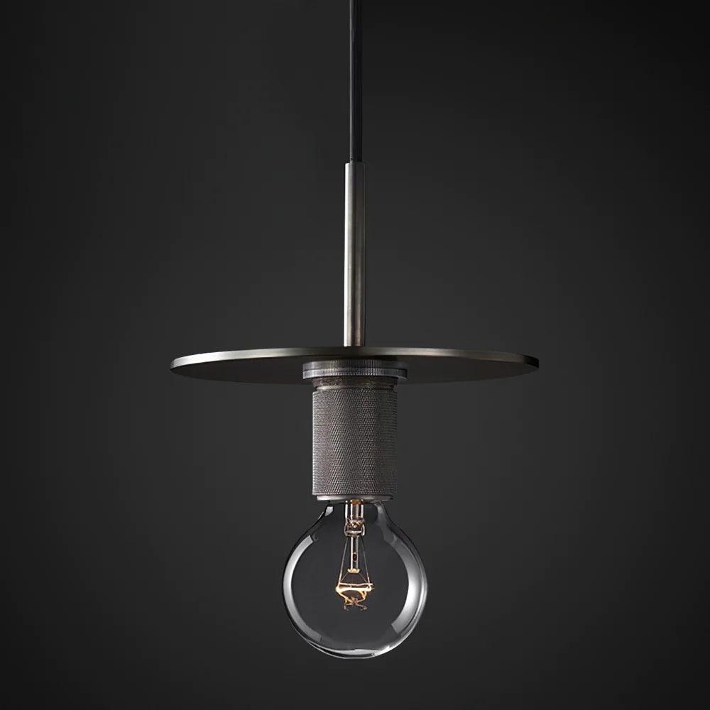 Moderne hanglamp van messing met minimalistisch metaalarmatuur voor eetkamer of keuken