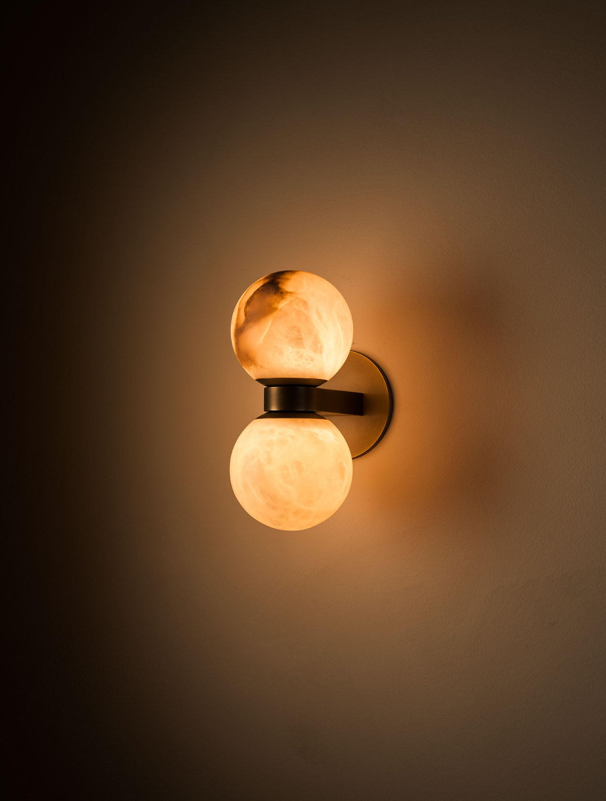 Lush bollen albasten wandlamp