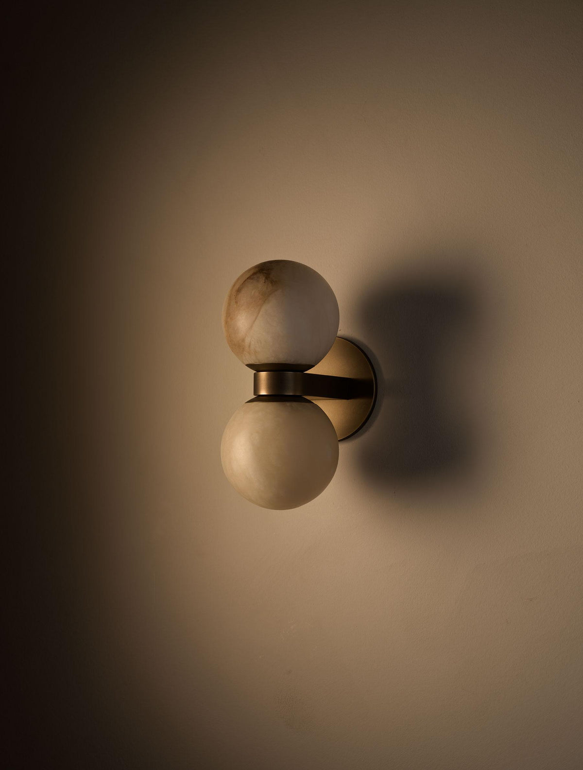 Lush bollen albasten wandlamp