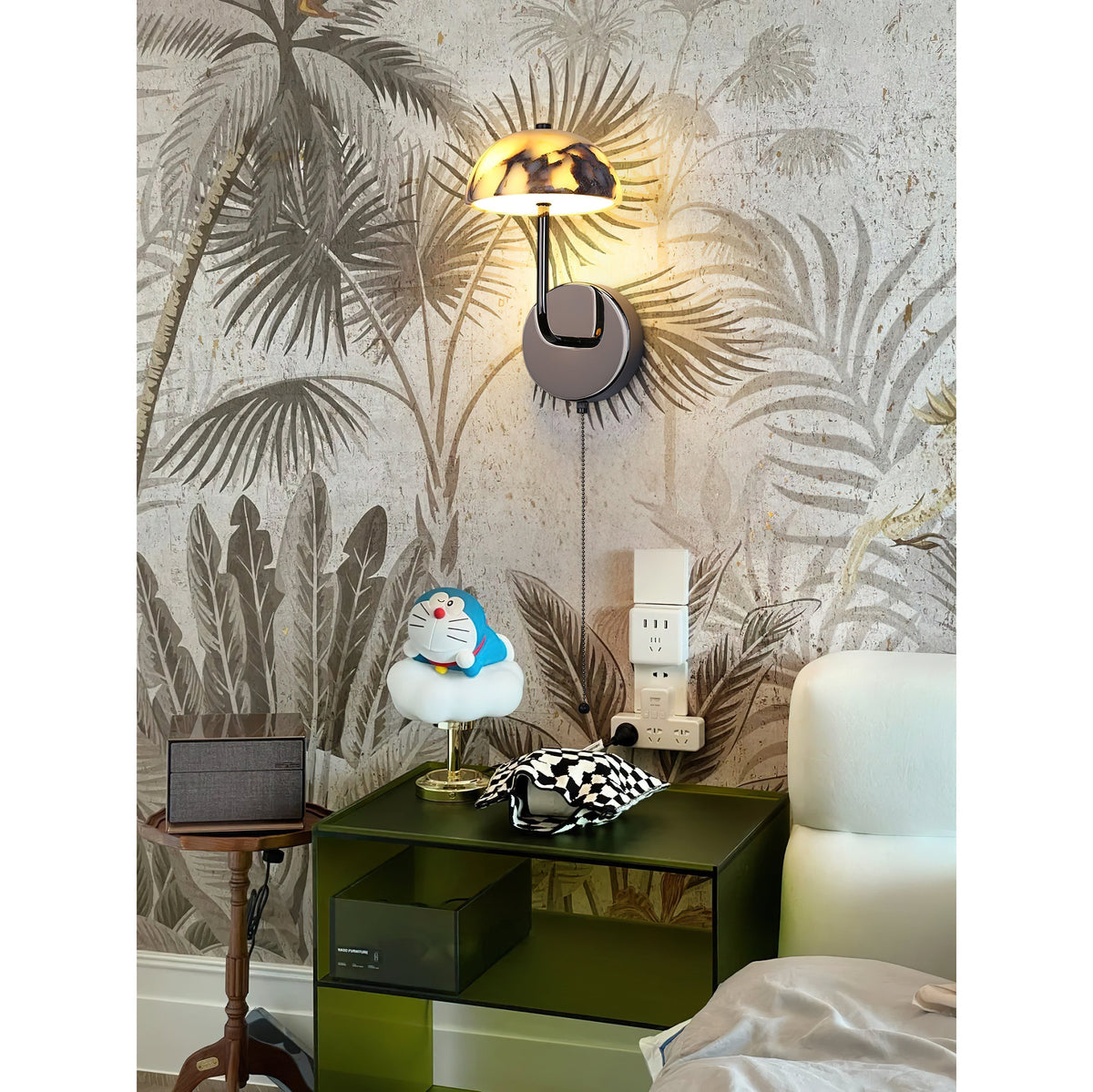 Noir wandlamp