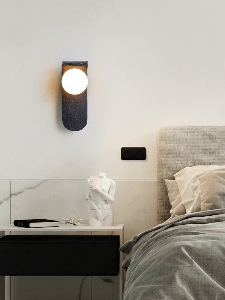 Serelora zwarte travertin wandlamp