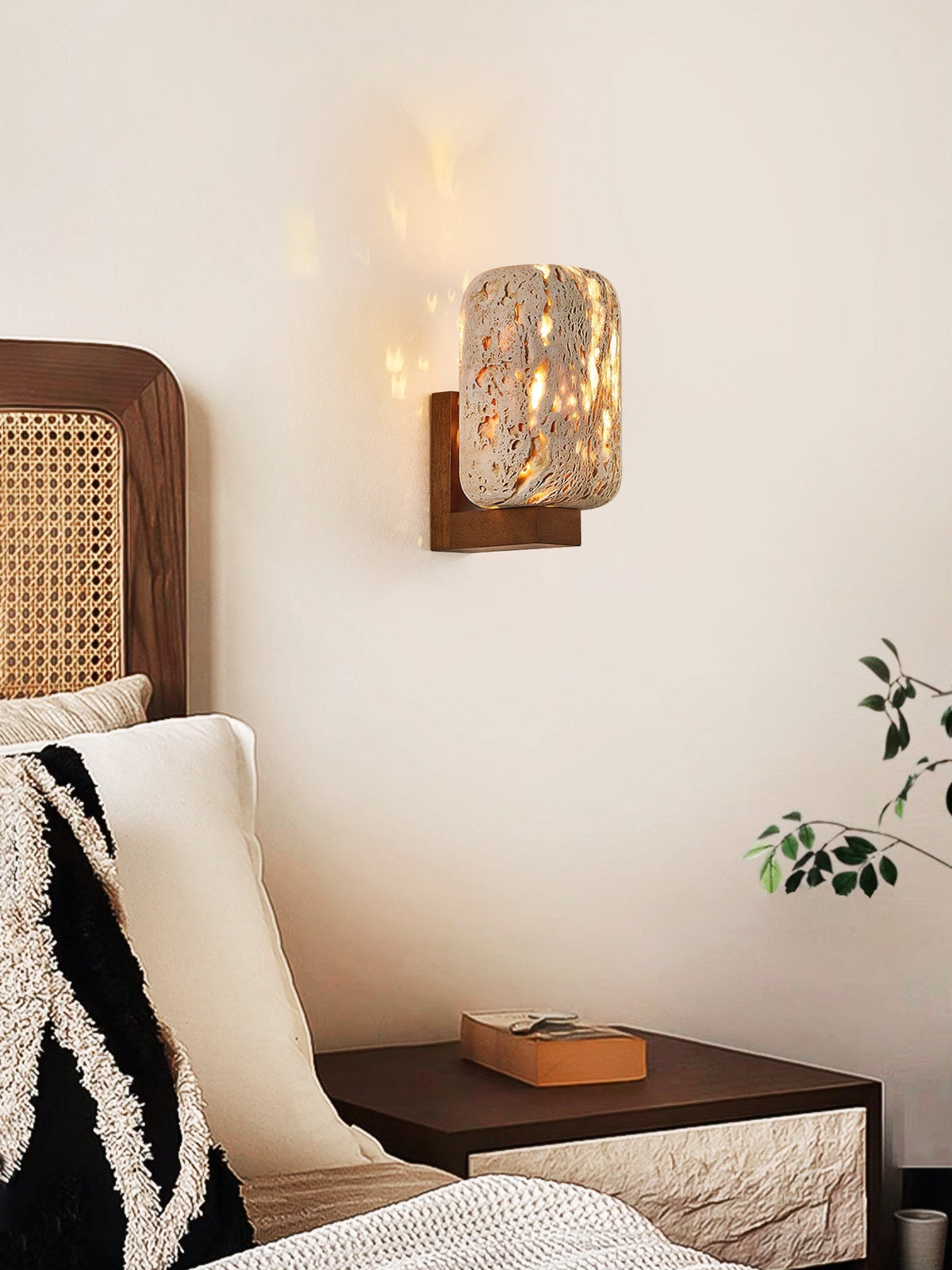 Valeris Edenstone wandlamp