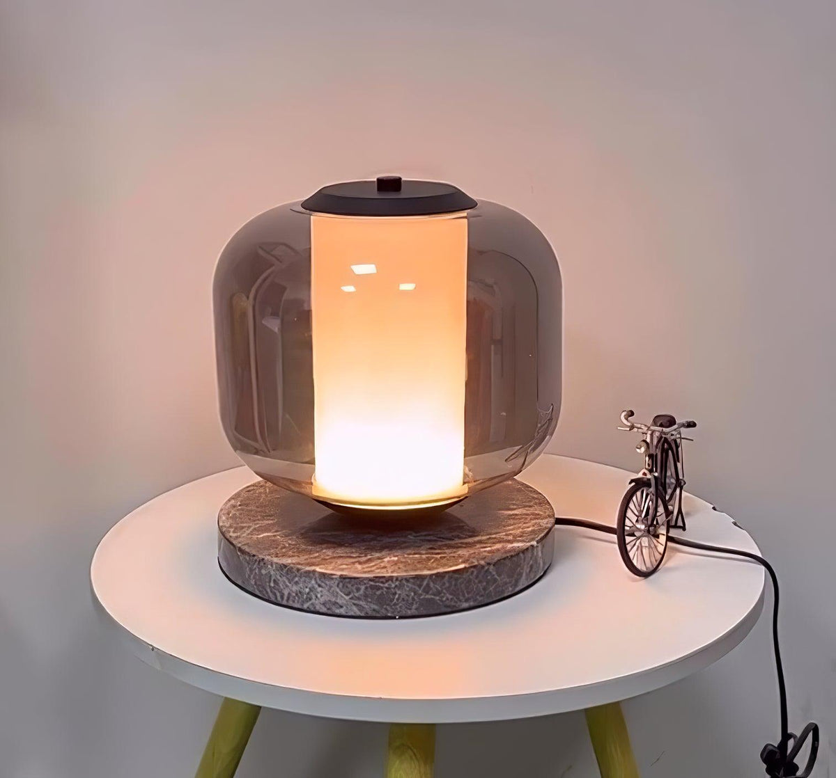 Aaron moderne marmeren tafellamp