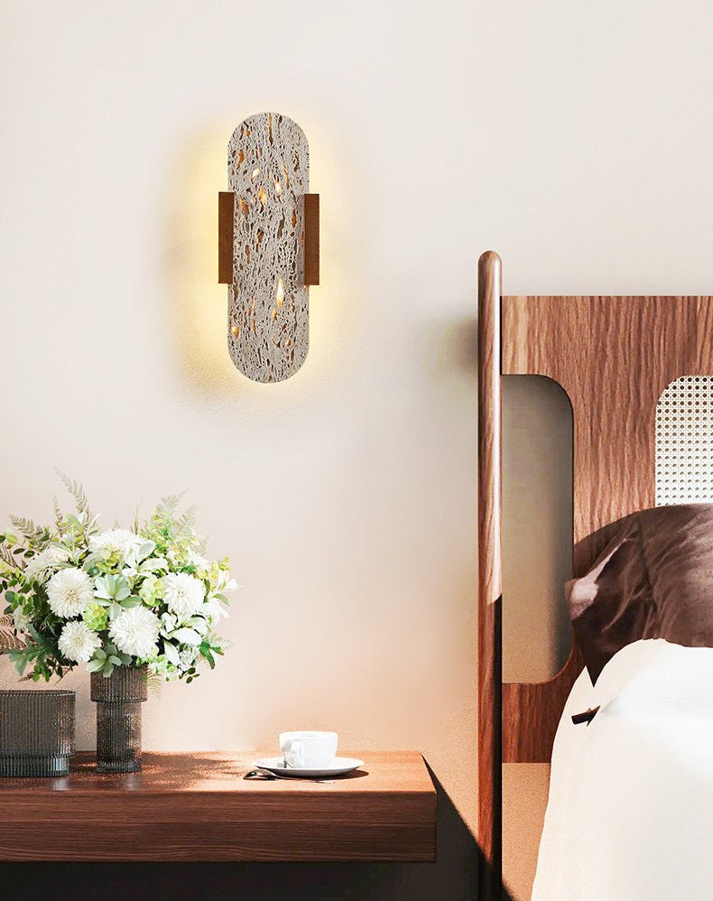 Seroaria wandlamp in Geel travertin met Walnootkleur