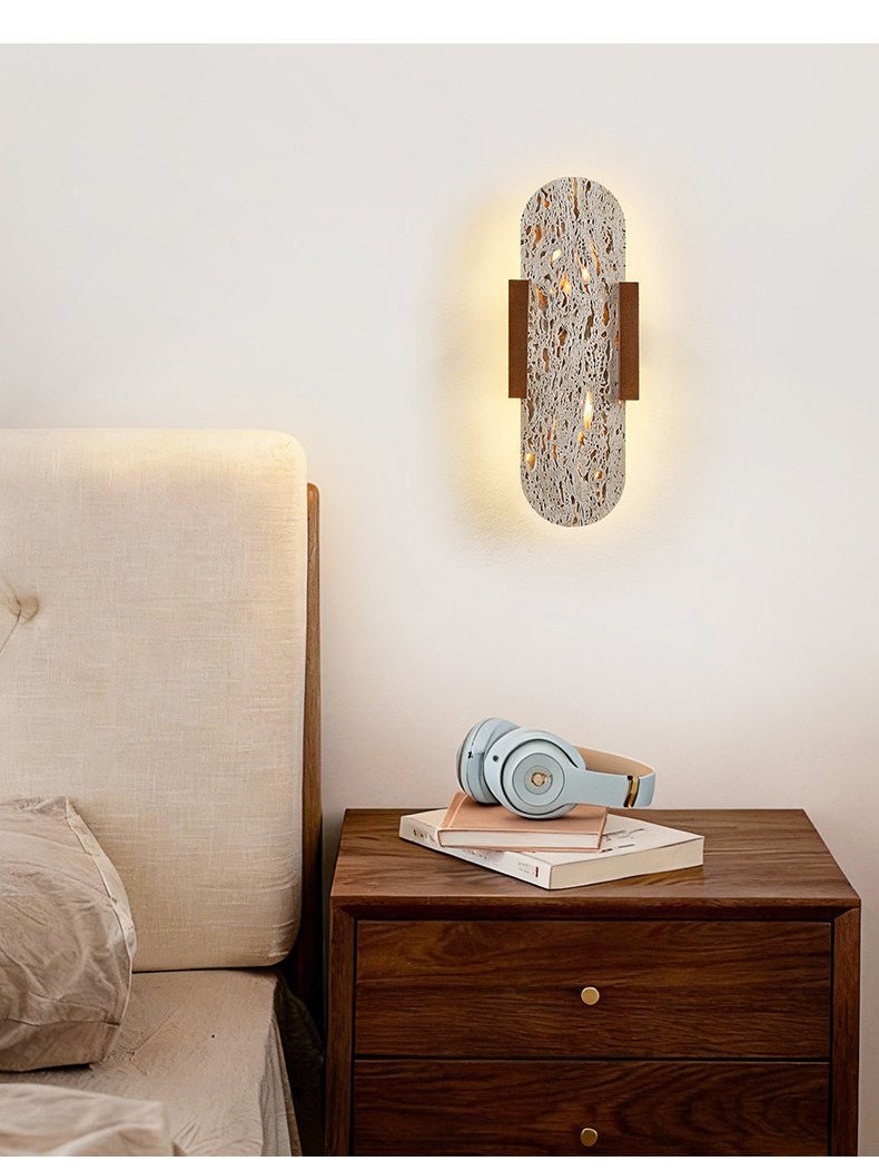 Seroaria wandlamp in Geel travertin met Walnootkleur