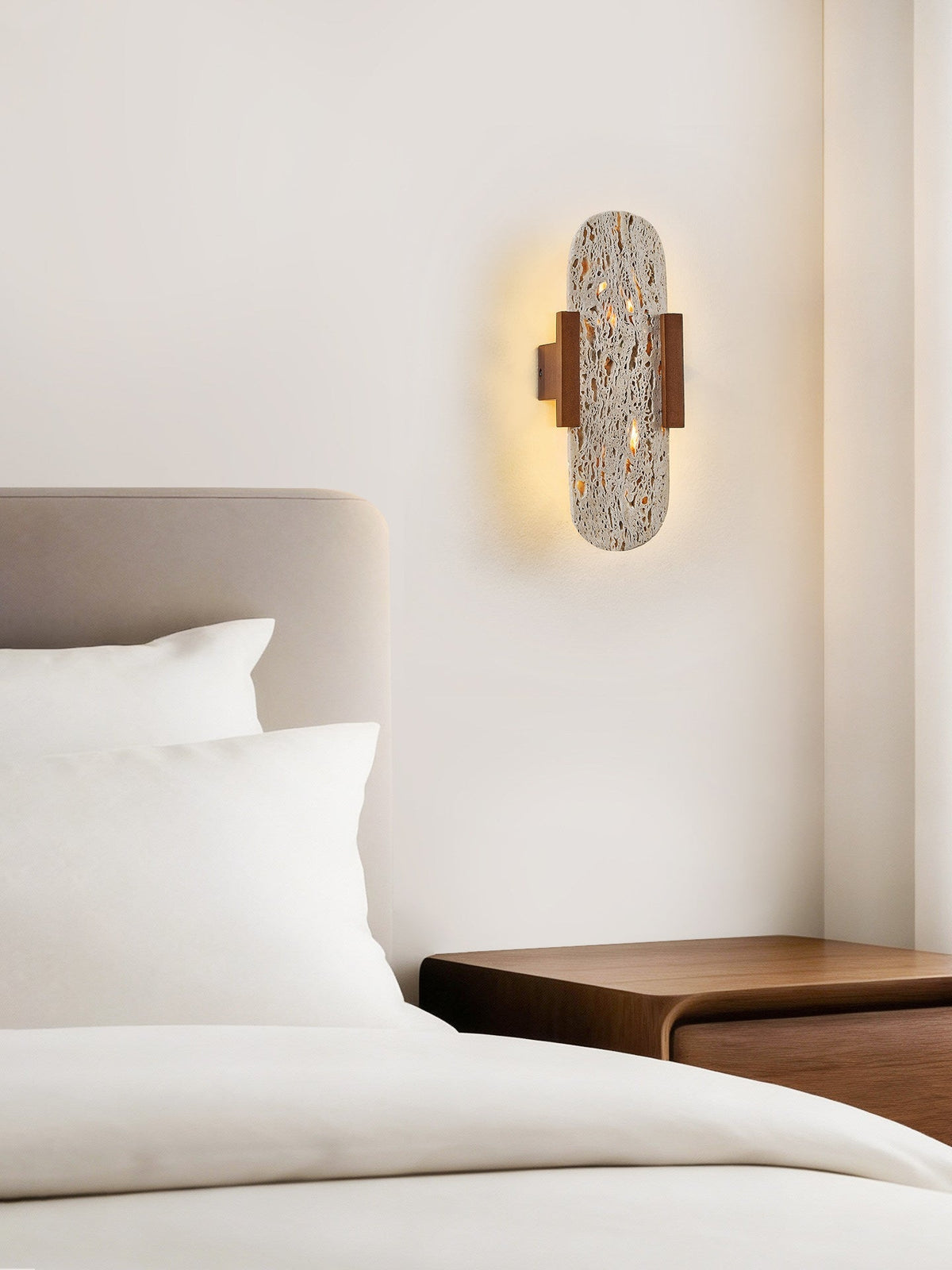 Seroaria wandlamp in Geel travertin met Walnootkleur