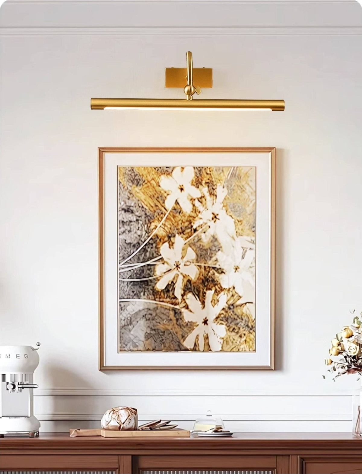 Virauaria wandlamp met goudkleurige afwerking