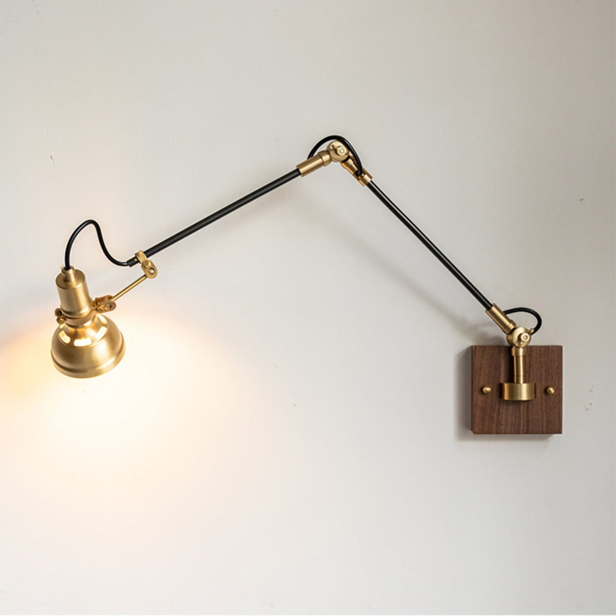 Jovlyn houten wandlamp