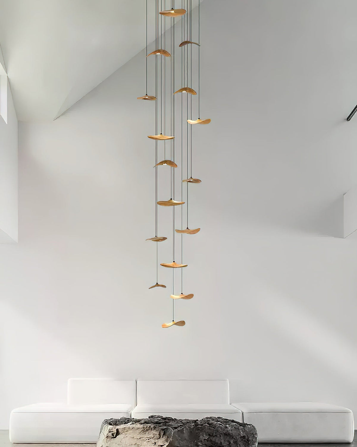 Abbott Moderne minimalistische kroonluchter met leeg houten bloemblaad