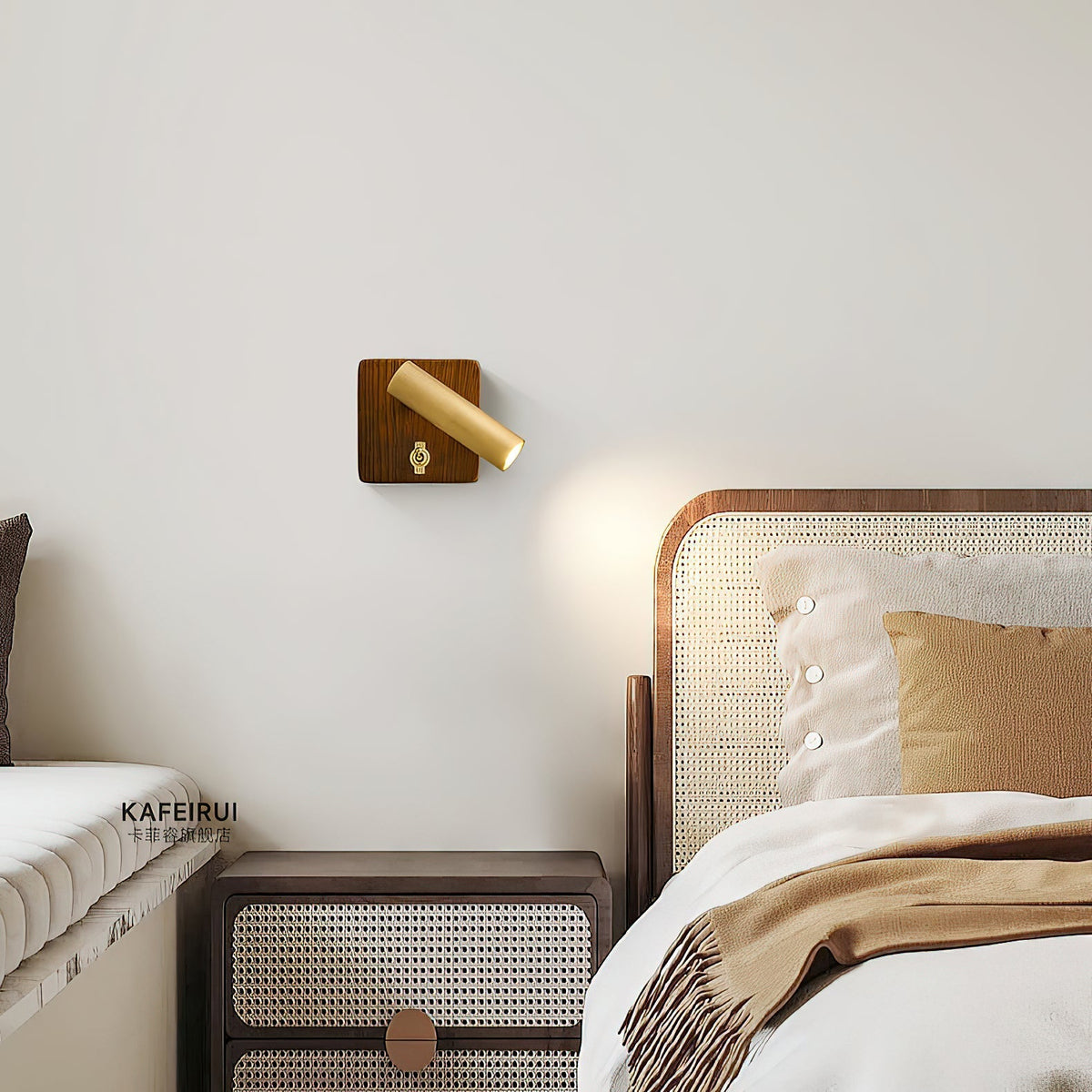 Sorinielle wandlamp