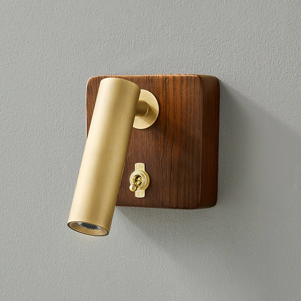 Sorinielle wandlamp