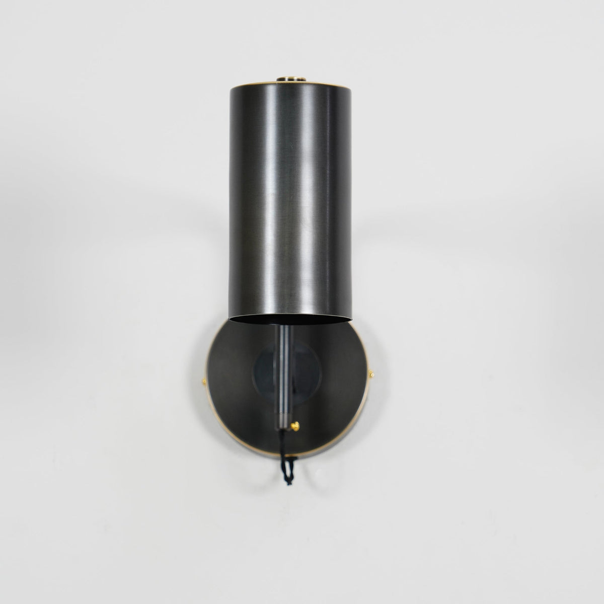 Merton wandlamp van staal in industriële stijl