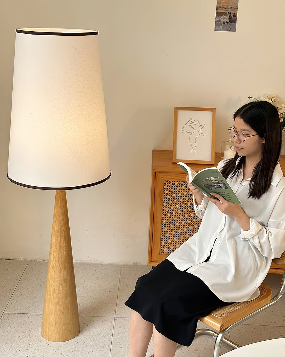 Tage vloerlamp