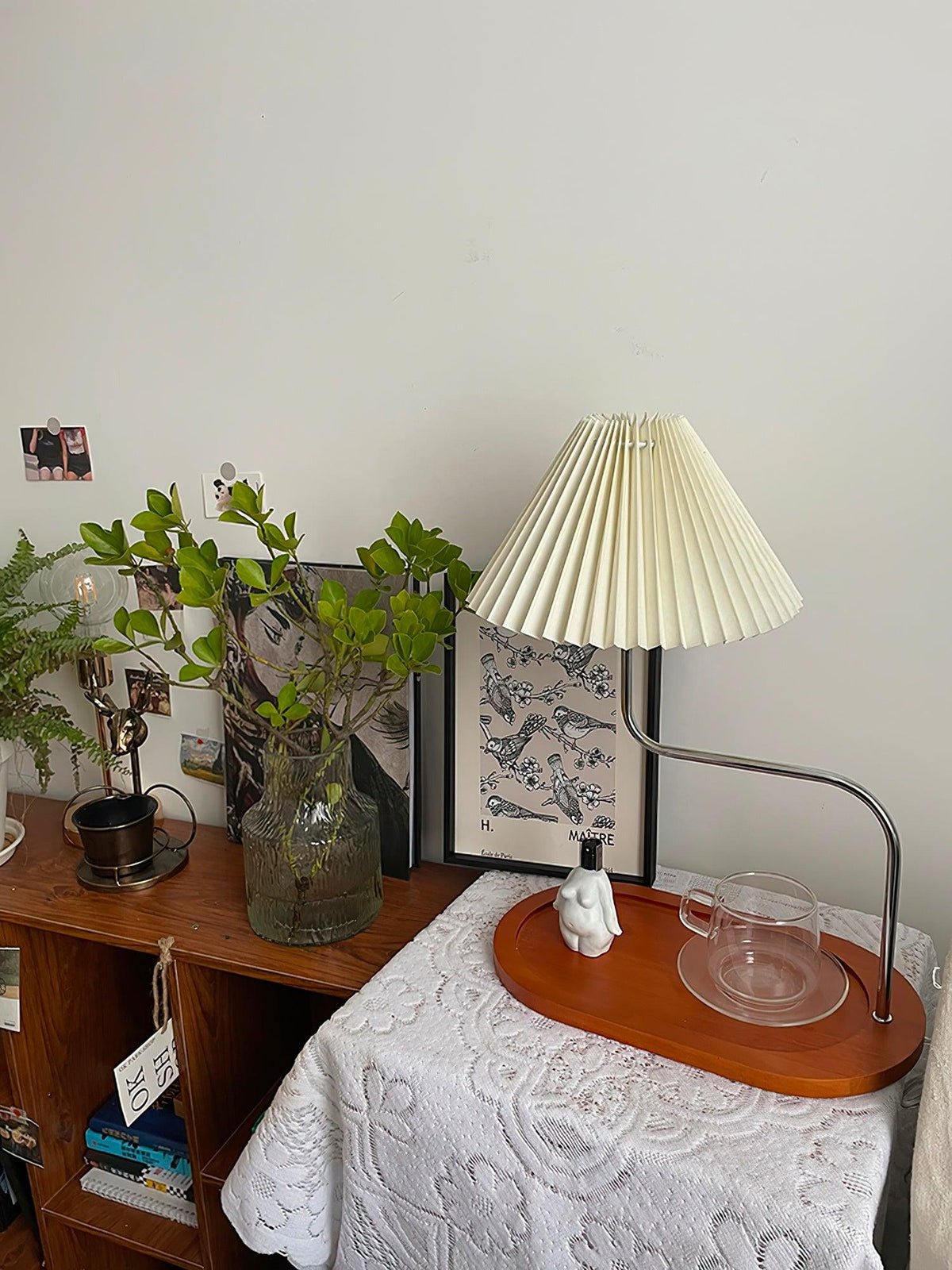 Ornelle tafellamp van hout en stof