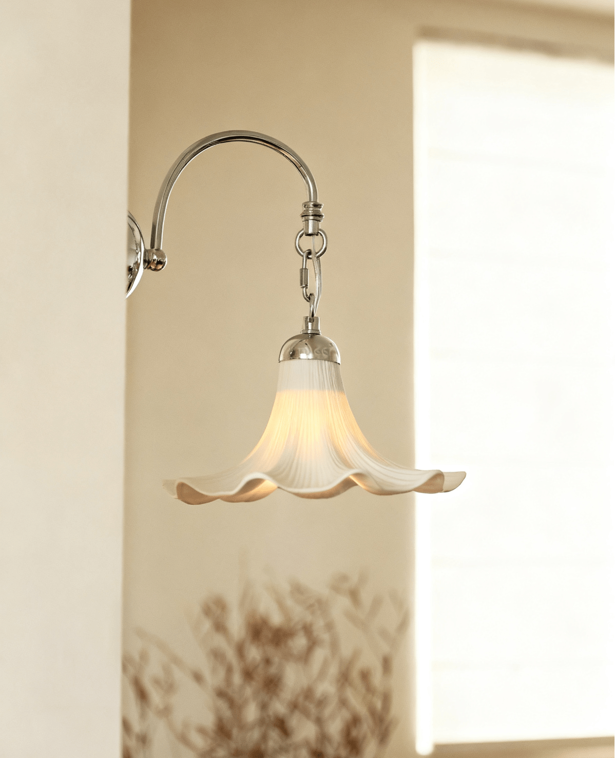 Teks bloemblaadje wandlamp