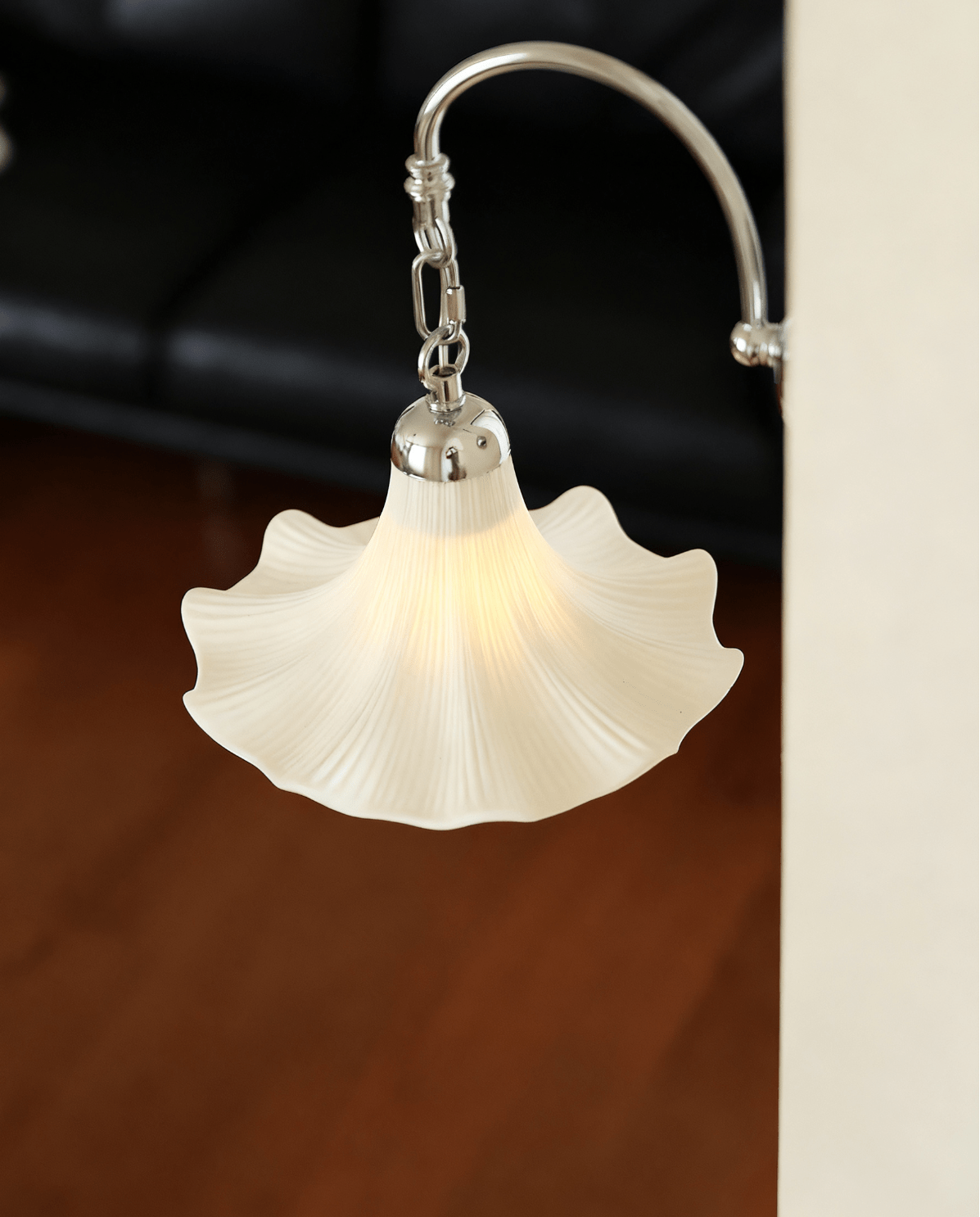 Teks bloemblaadje wandlamp
