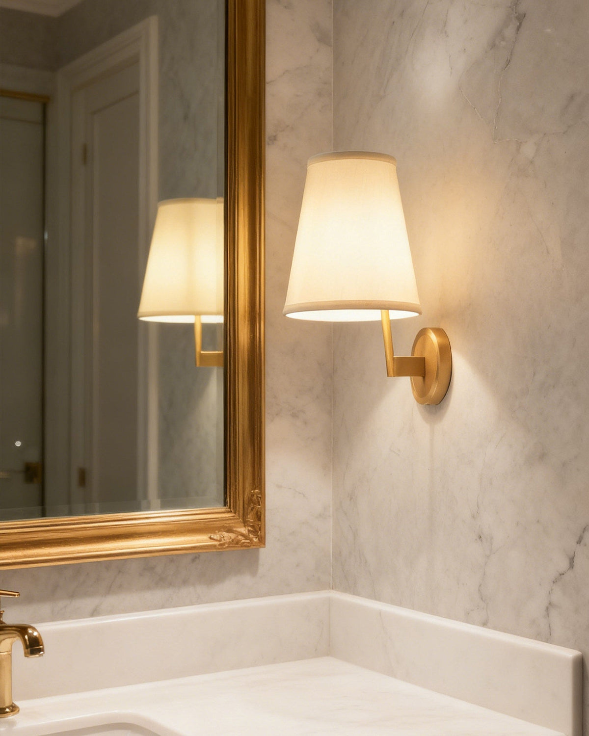 Viraenaya wandlamp