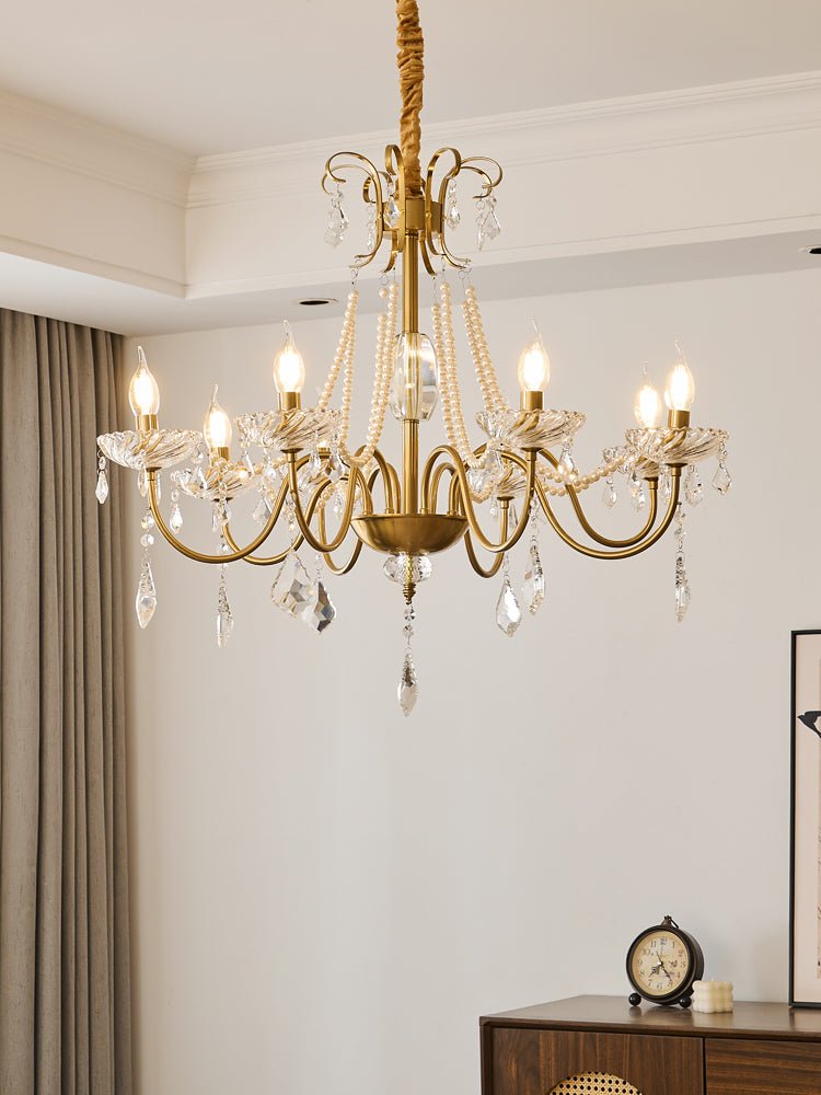 Evaria traditionele luxe kroonluchter met kristal en parels