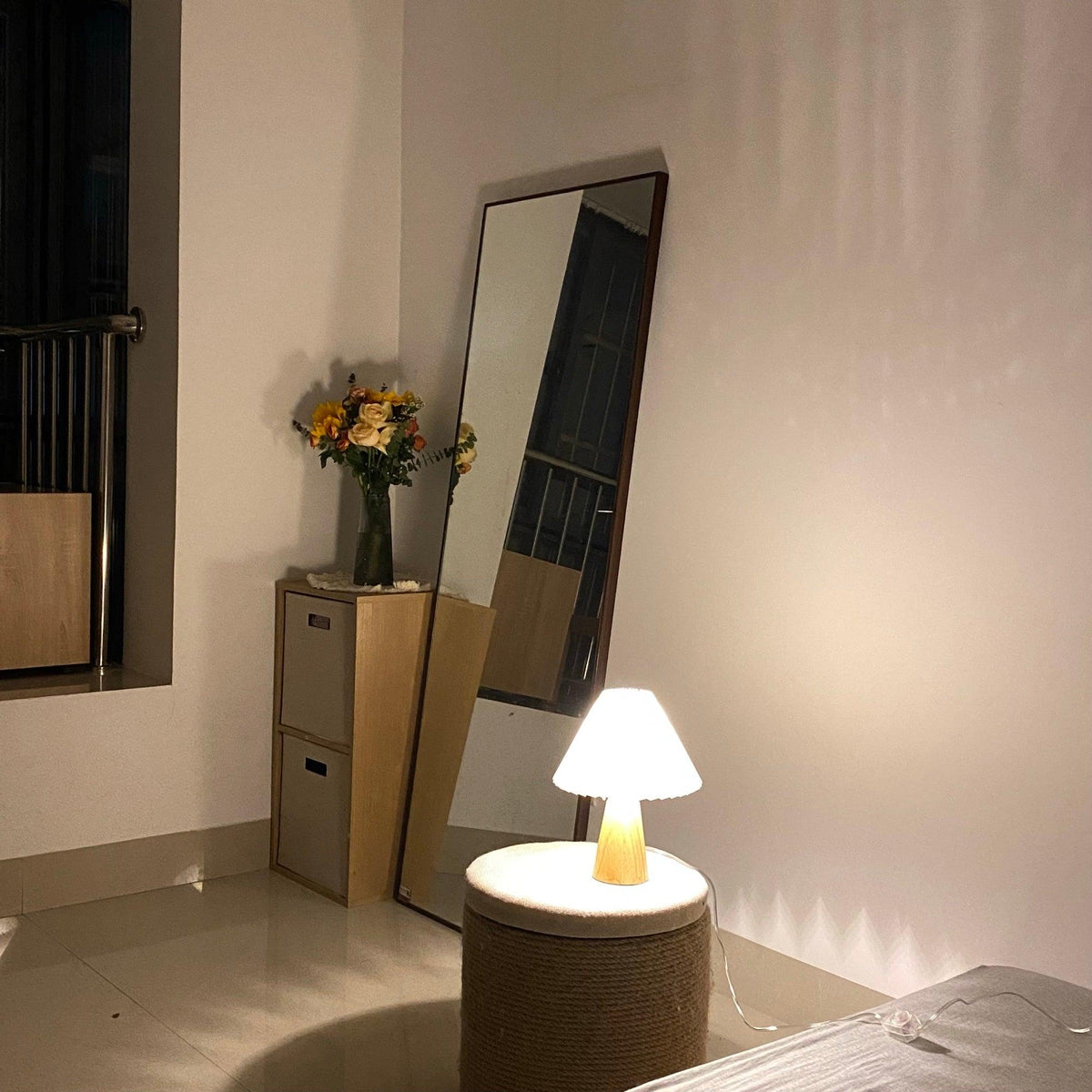 Sylineria Minimalistische houten tafellamp