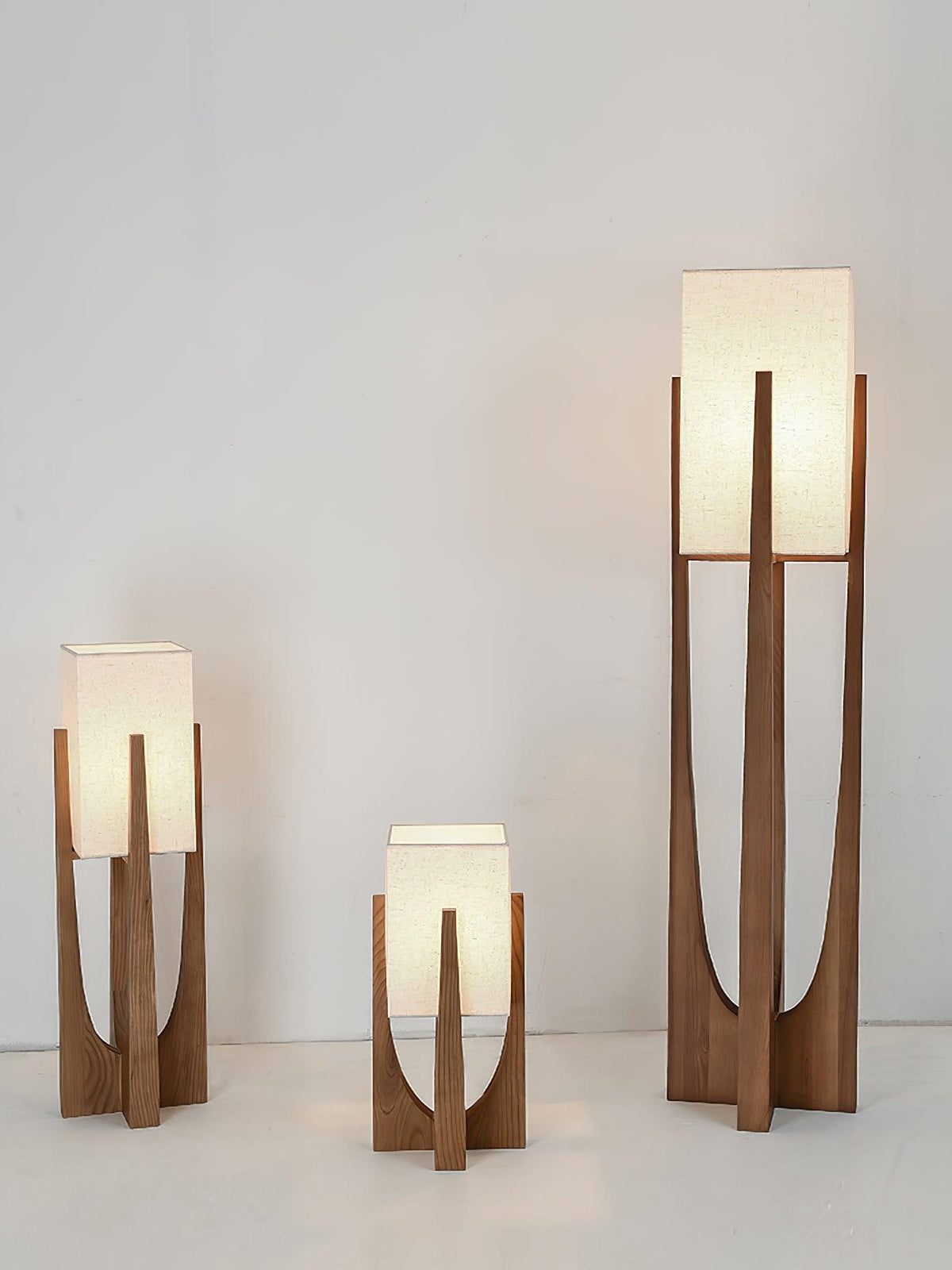 Syleia vloerlamp van hout modern