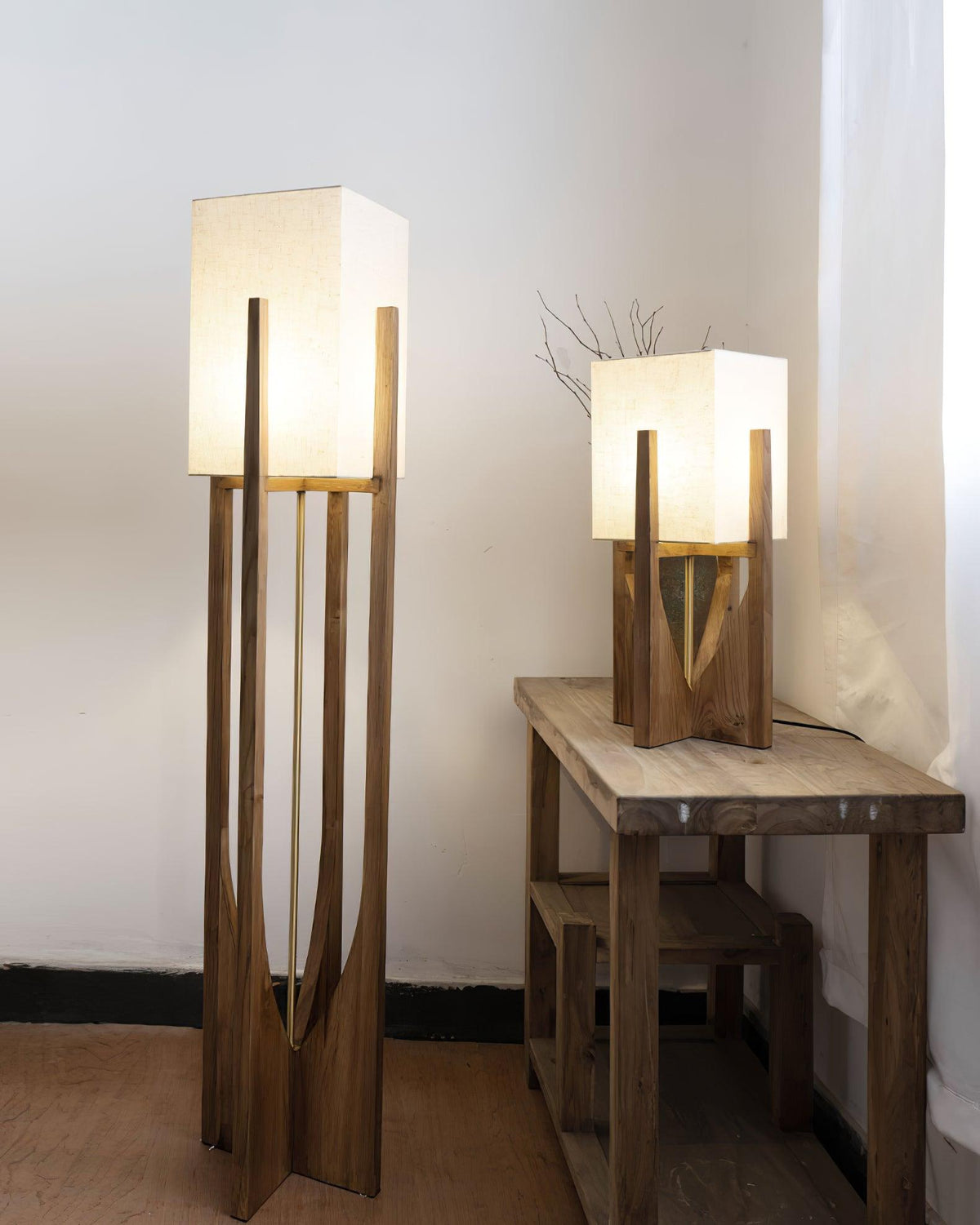 Syleia vloerlamp van hout modern