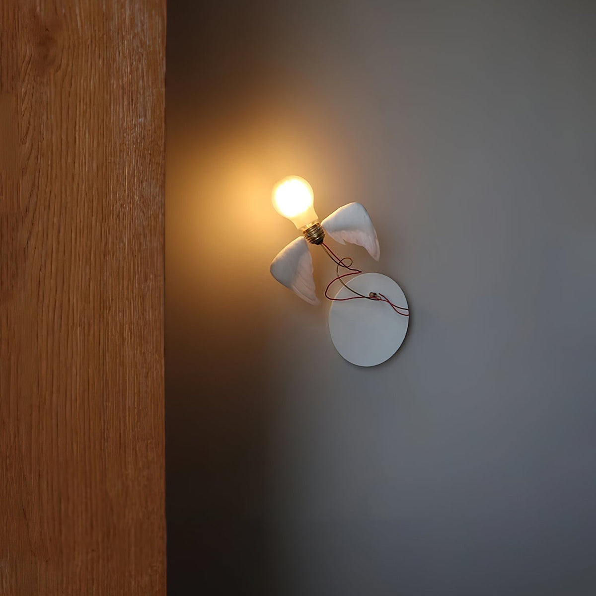 Lioranaria wandlamp