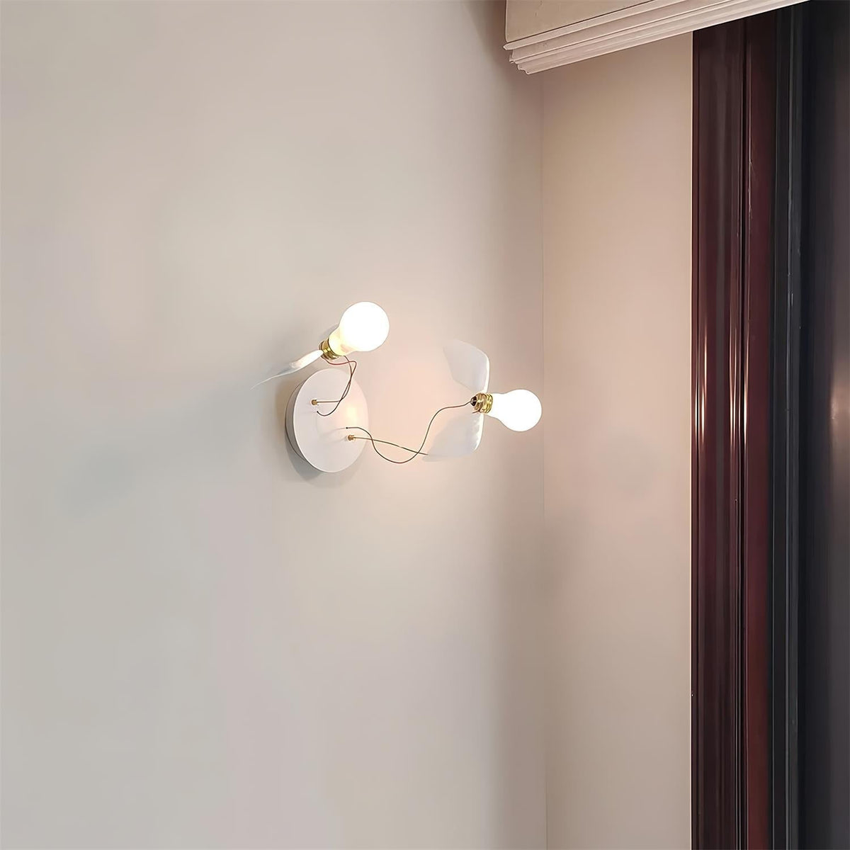 Lioranaria wandlamp