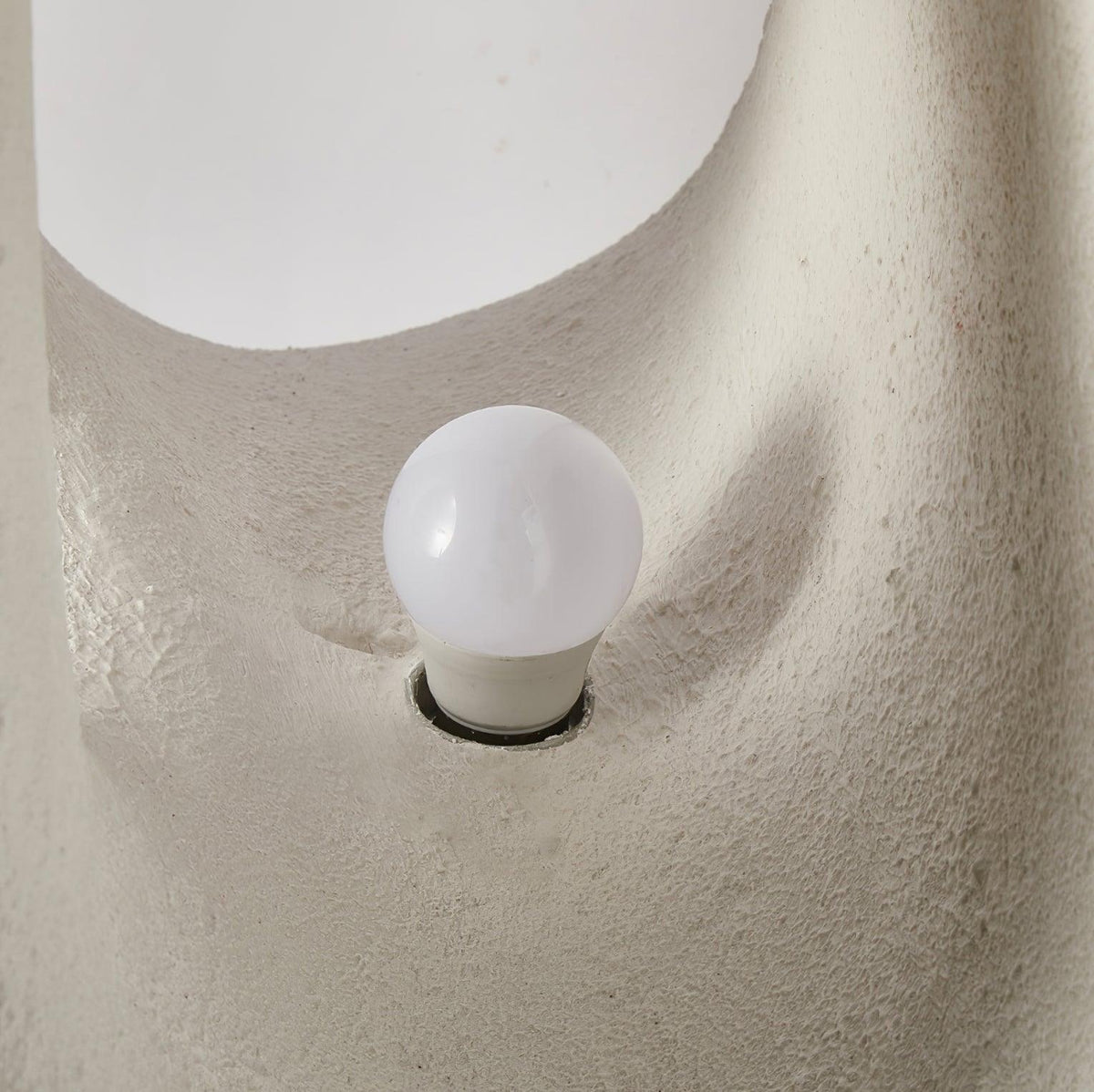 Luo minimalistische vloerlamp van polystyreen