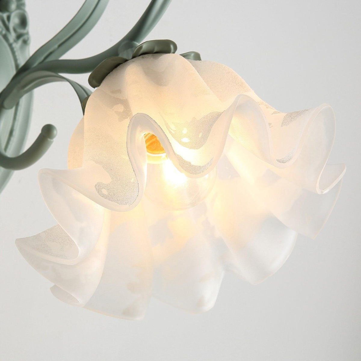 Oly Premium Noordse kunst Flared wandlamp met glazen kap