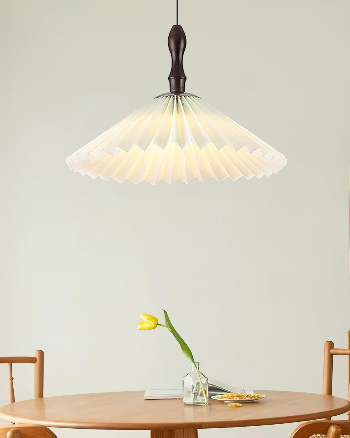 Petal hanglamp van hout met bloemblaadjes