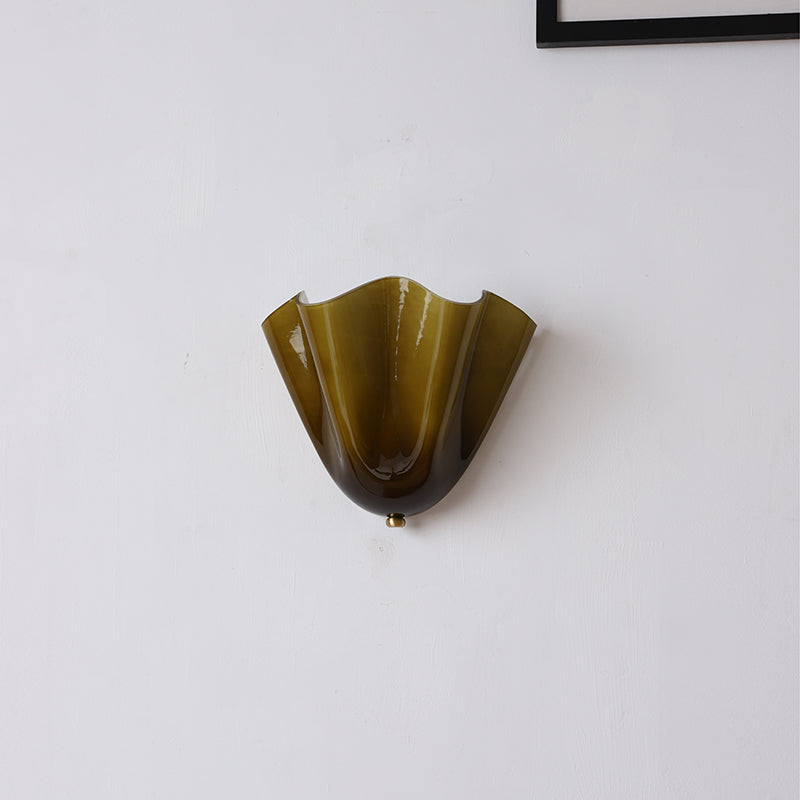 Veleina wandlamp met glazen kap