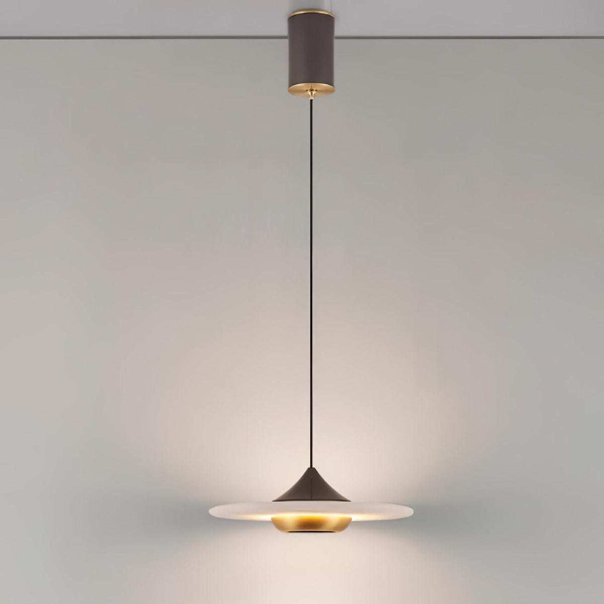 Avelyn hanglamp met marmer in een gezellige artistieke stijl