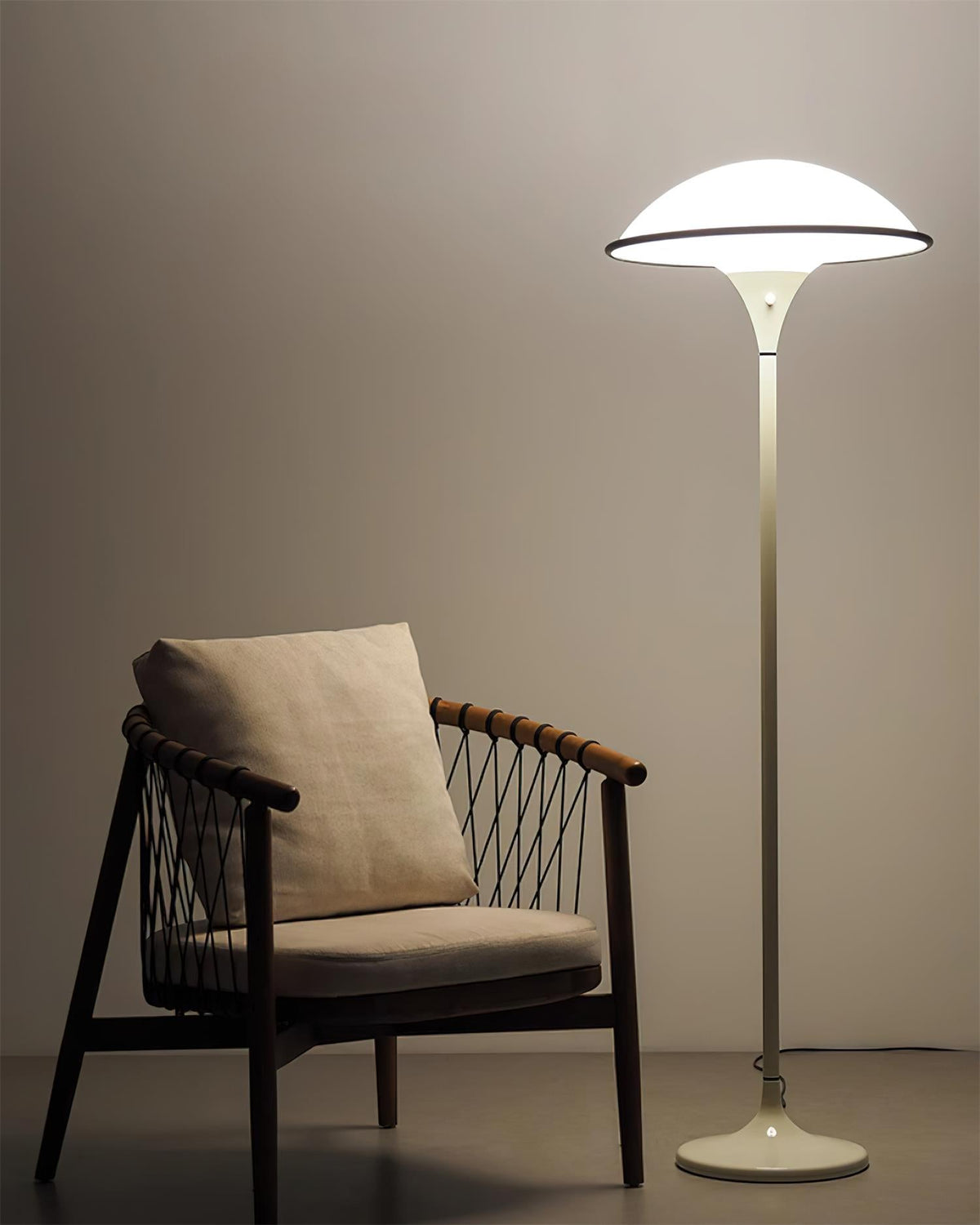 Rotus vloerlamp