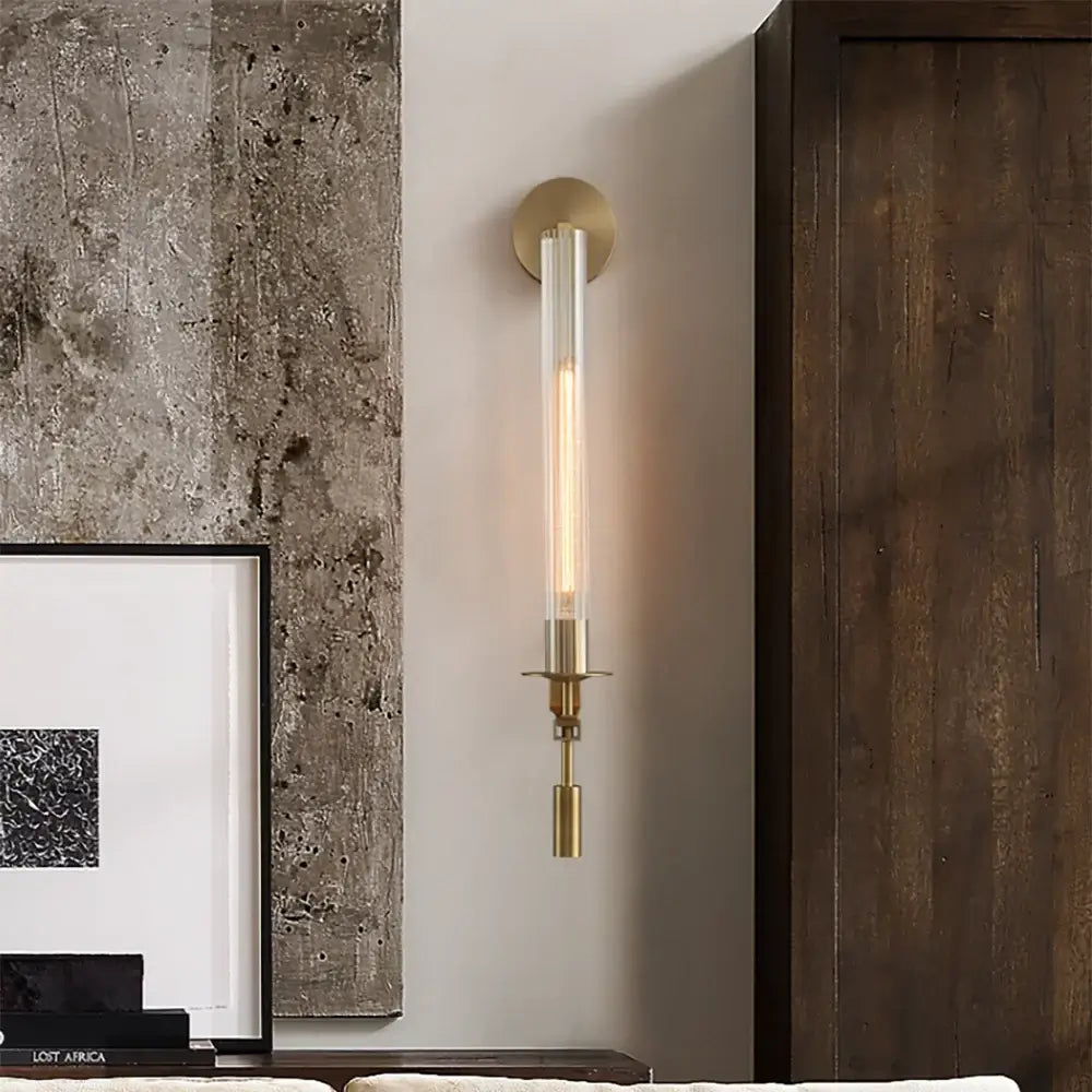 Veloora wandlamp messing Minimalistisch Geribbelde glas