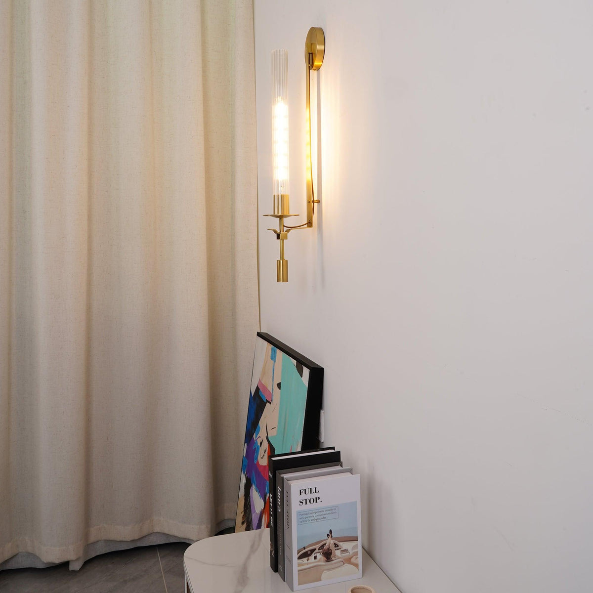 Veloora wandlamp messing Minimalistisch Geribbelde glas