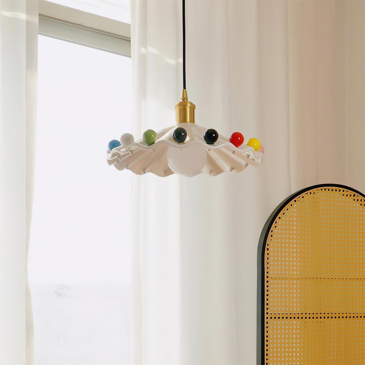 Solvira hanglamp met golfvormige keramische kap