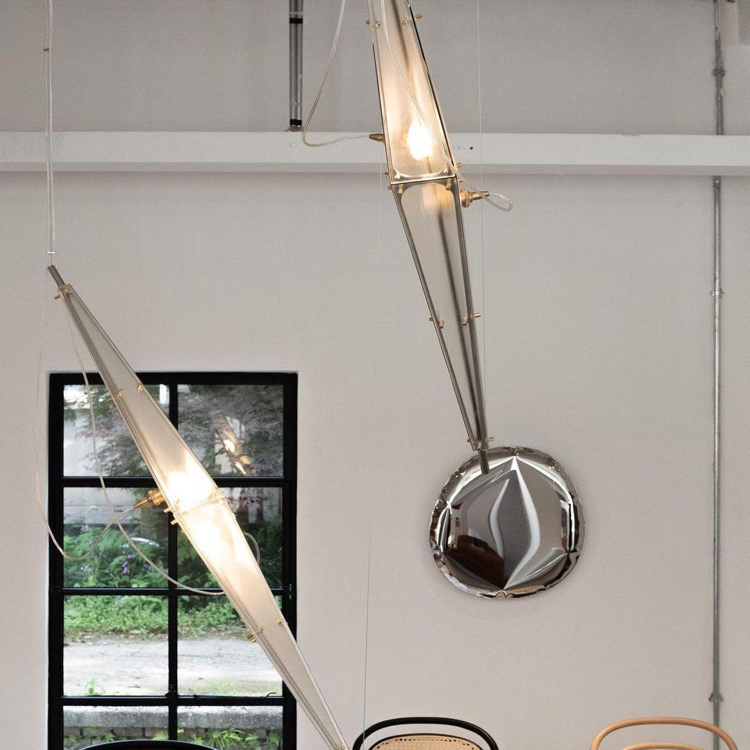 Adan moderne hanglamp met minimalistisch kunstwerk
