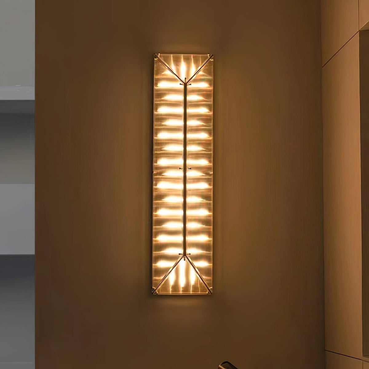 Prism Moderne wandlamp van glas met chroomafwerking