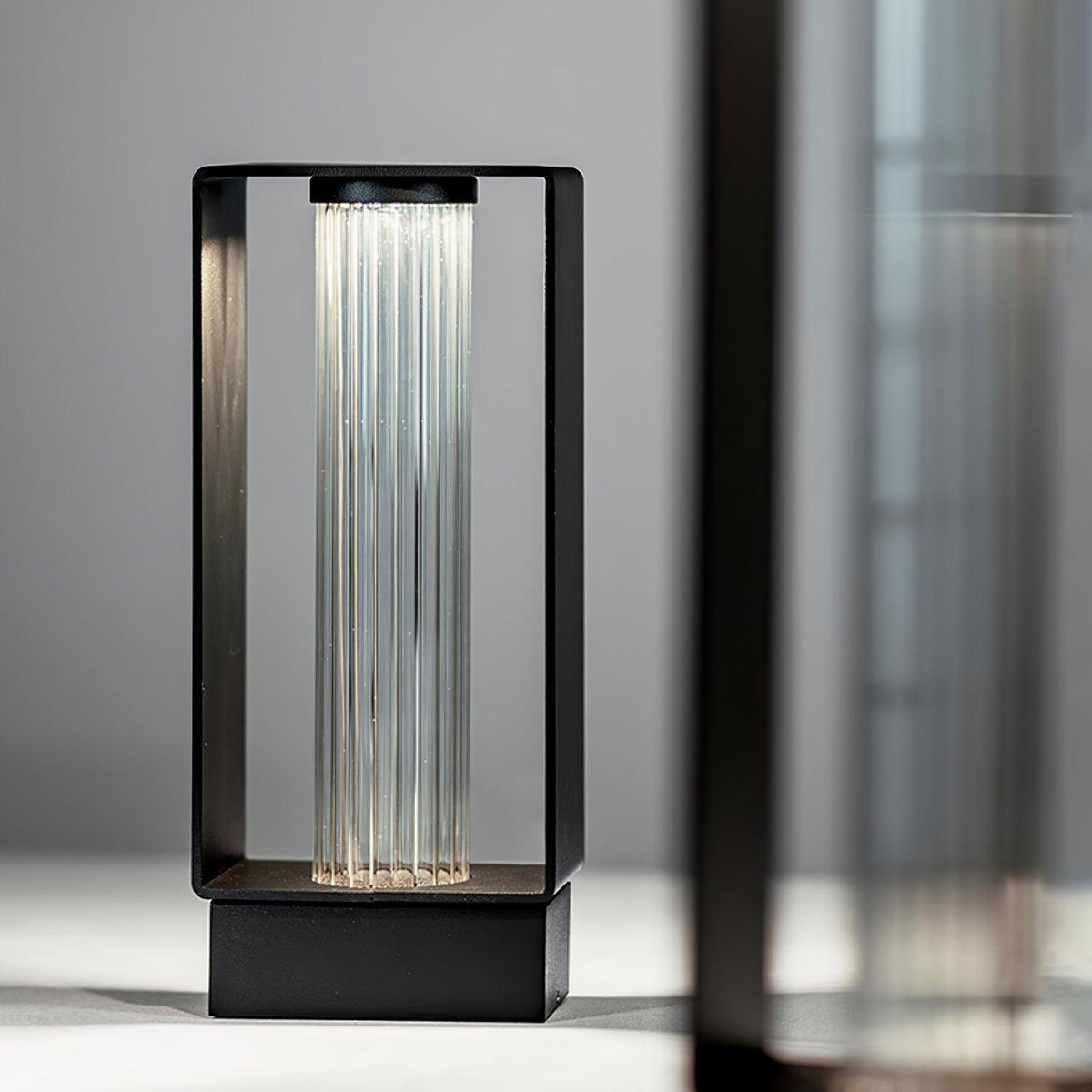 Otalyre architecturale aluminium vloerlamp