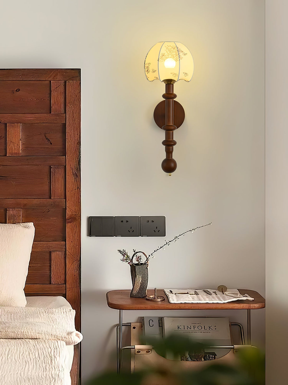 Hilda Roma elegantie wandlamp van hout