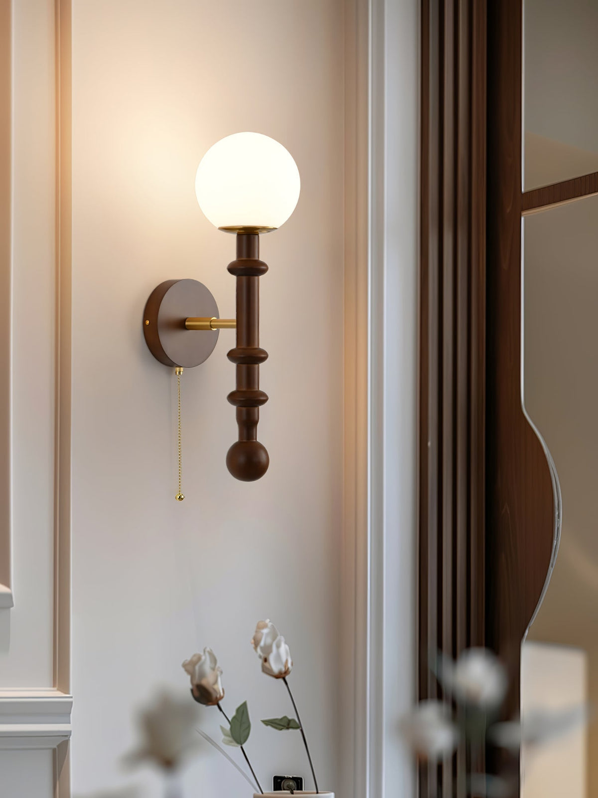 Hilda Roma elegantie wandlamp van hout