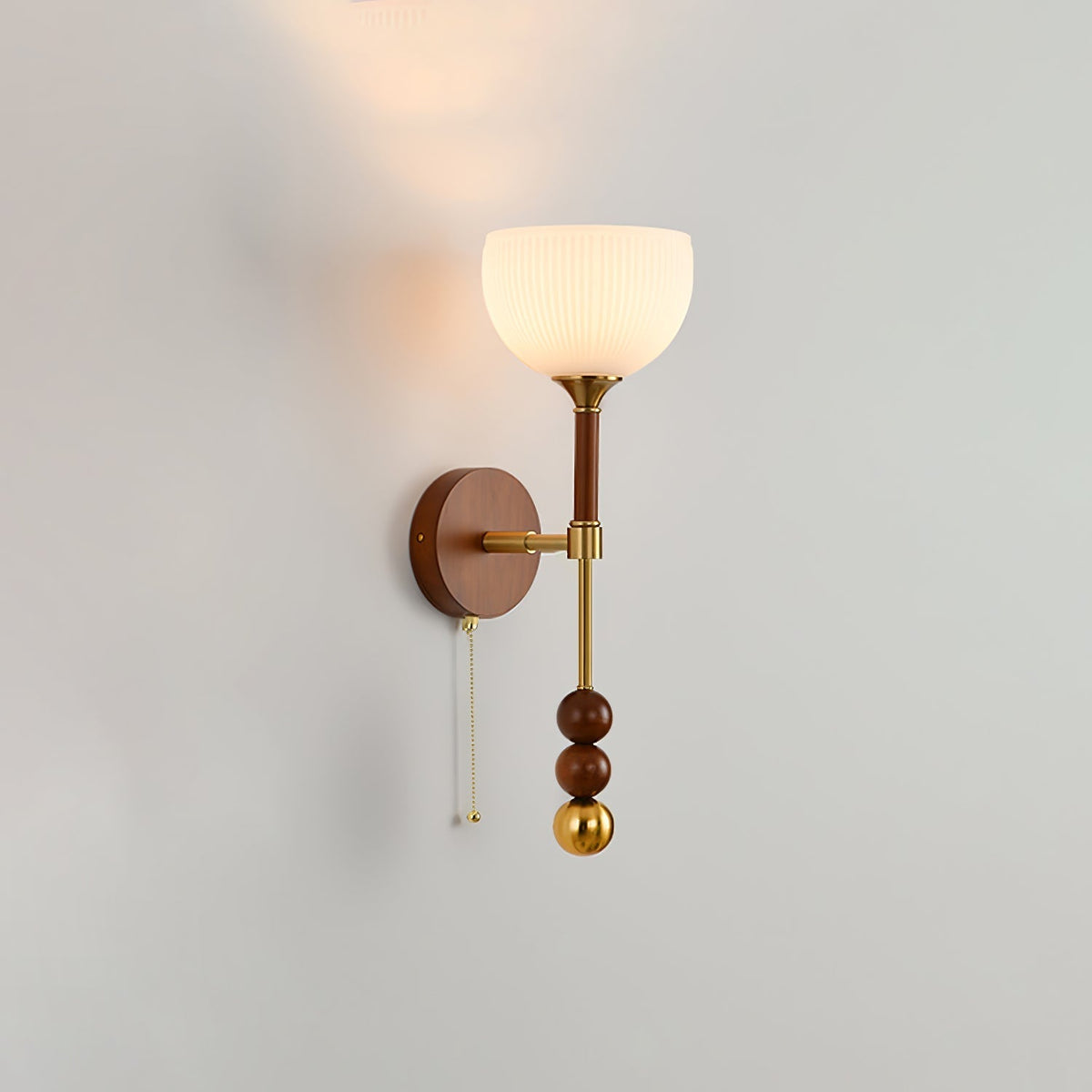 Hilda Roma elegantie wandlamp van hout
