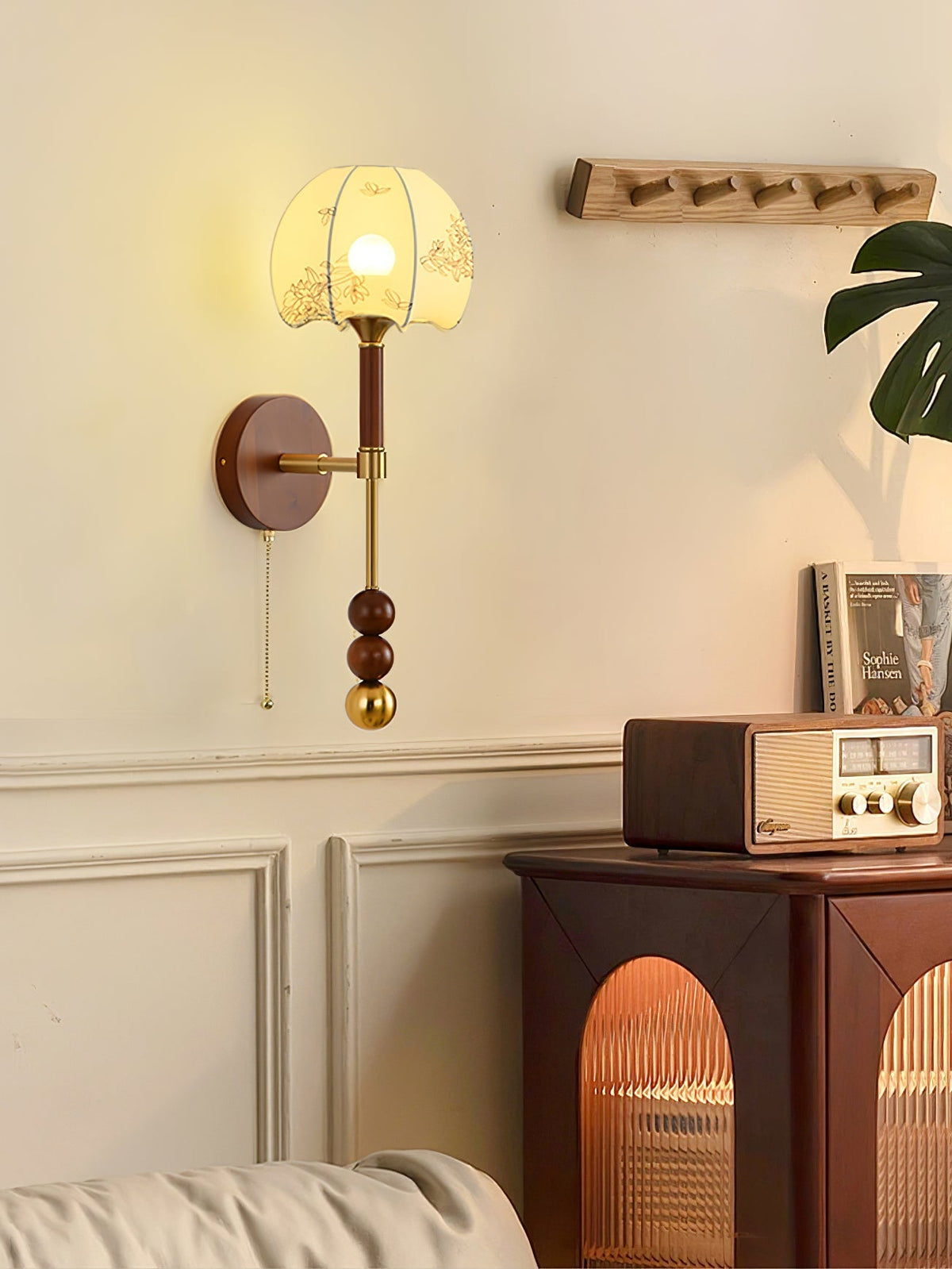 Hilda Roma elegantie wandlamp van hout