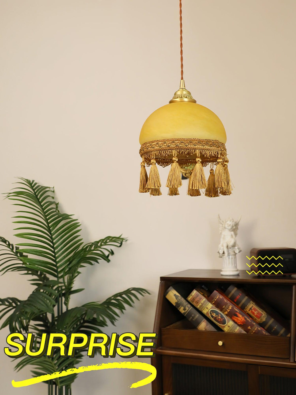 Sycaran hanglamp met franjes in messing en glas