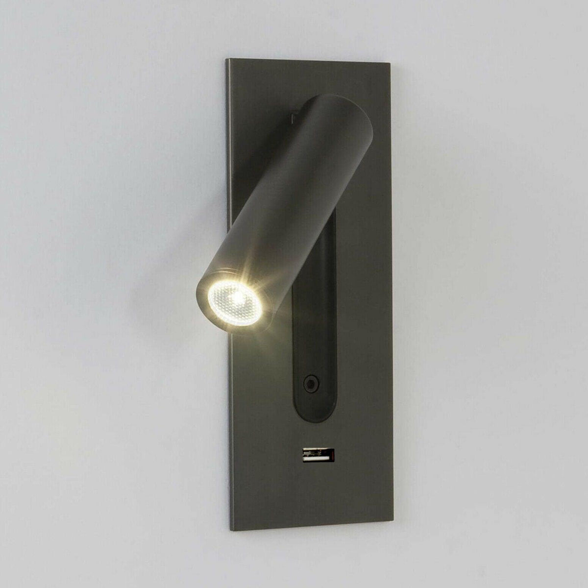 Sothis moderne minimalistische wandlamp in zwart met USB-aansluiting