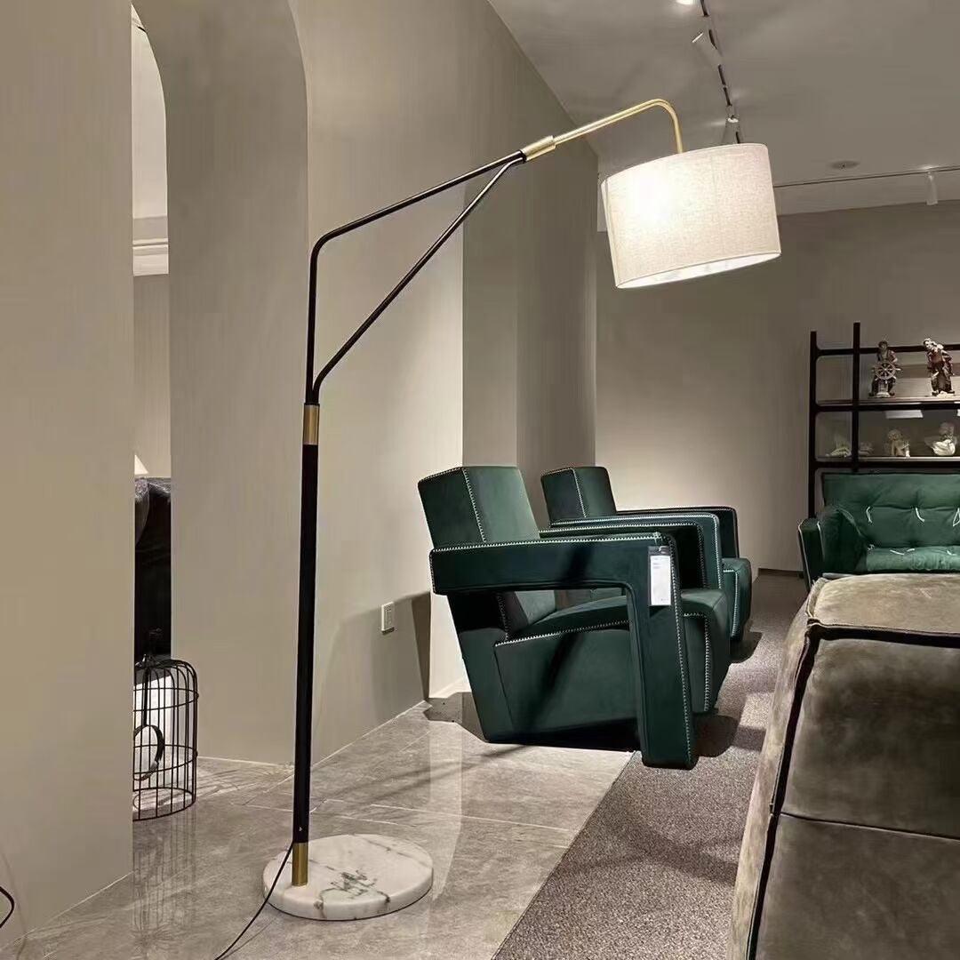 Eveny minimalistische vloerlamp met marmer