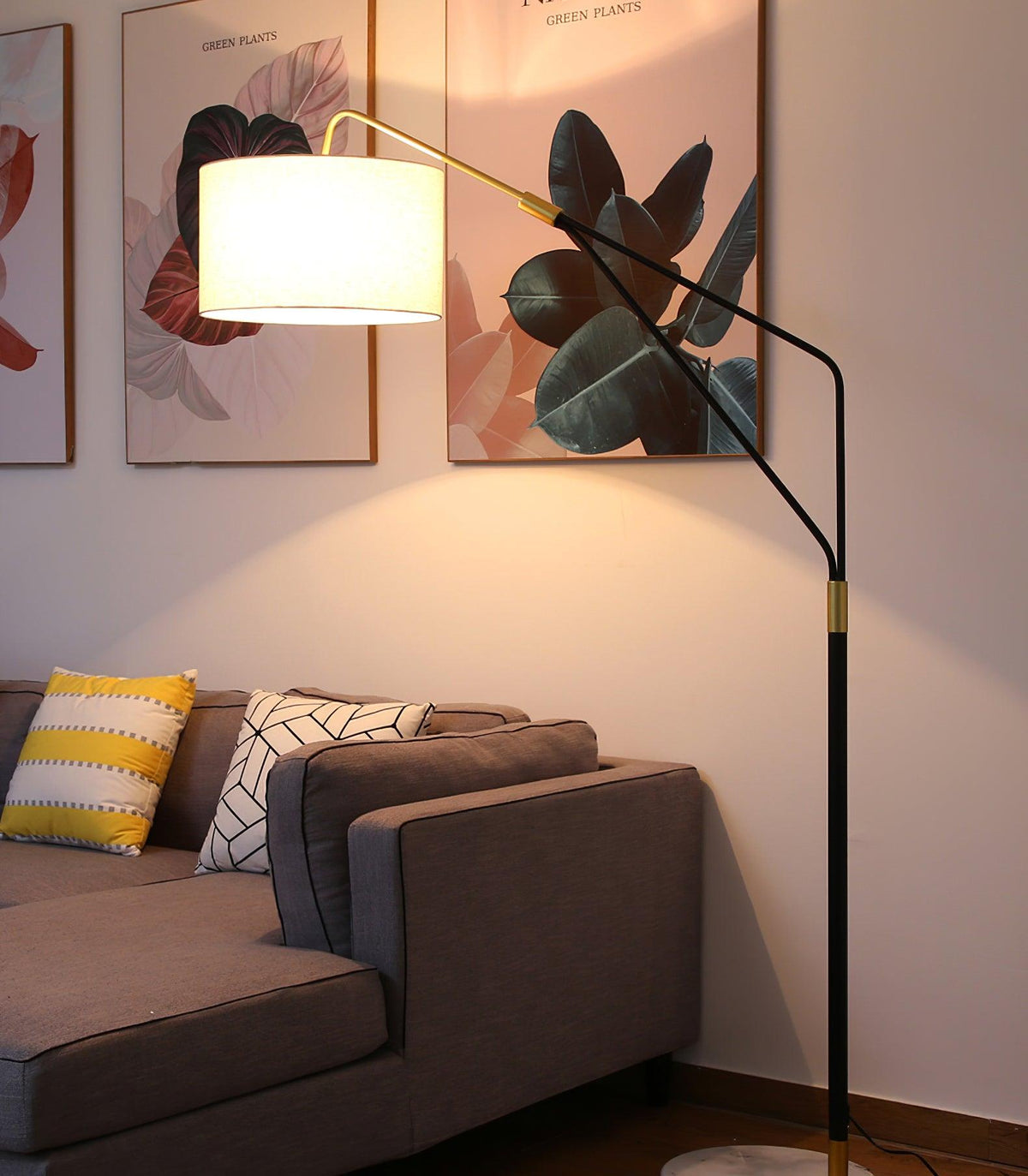 Eveny minimalistische vloerlamp met marmer