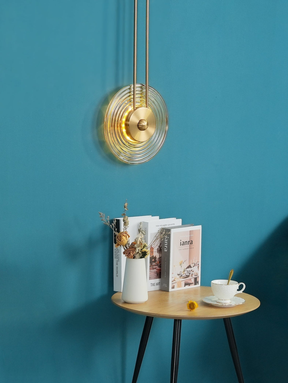 Eiroraria wandlamp sculpturale geometrie albast